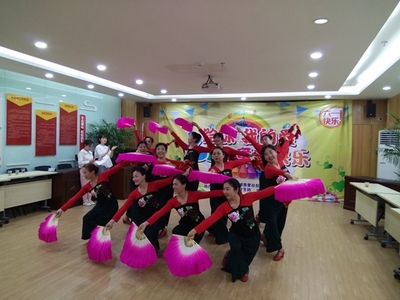 徐家棚街誠善里社區(qū)開展“給你我的愛”六一兒童節(jié)活動(dòng) 兒童舞蹈表演服務(wù)