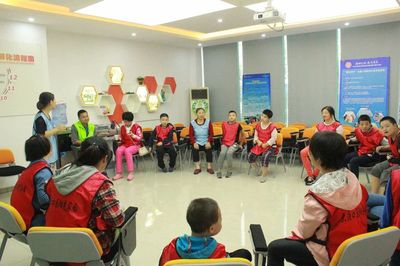大渡口區(qū)開展“慶中秋 迎國慶”關愛特殊兒童志愿服務活動